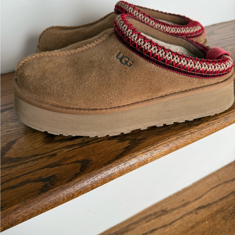 UGG Tan Suede Clogs with Red Pattern